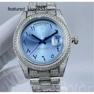 Orologio di lusso Full Diamond VVS orologio con diamanti argento 41 mm quadrante blu numeri arabi settimana e data meccanico automatico lucido Ice out