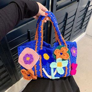 Omuz çantaları Kadın çanta çiçeği büyük kapasiteli çanta şık ve özelleştirilmiş kesim boo çantası vintage çok renkli bagcatlin_fashion_bags