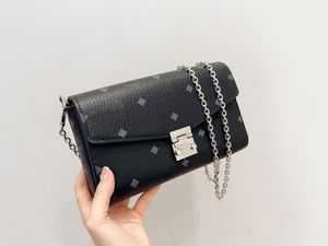 Designer Bag axelväskor kvinnor klassisk crossbody väska äkta autentiska totes läder med serienummer höga modepåsar solida