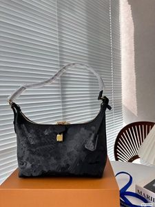 Sacola bolsa em relevo versão atualizada 10A bolsa de designer mais recente bolsa de ombro original bolsa de axila carteira bolsa de moeda bolsa de ombro M80045 presbiopia tamanho 26CM