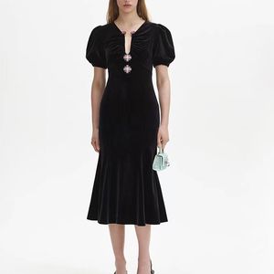 Французское платье 2023 года, осень/зима, золотое бархатное элегантное платье, маленькое черное платье, женское высококачественное тонкое длинное платье