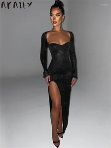 Sukienki zwykłe Akaily Black Long Rleeve Split Dress Even Endy For Women 2023 Autumn Strapless Bodycon Bodycon Maxi