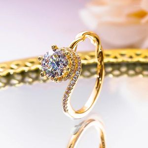 Кольца кластера 1CT Сверкающий высокоуглеродистый бриллиант Обручальное кольцо для невесты Твердое серебро S925 Стерлинговое серебро 18 карат Розовое золото для женщин Роскошные изящные ювелирные изделия