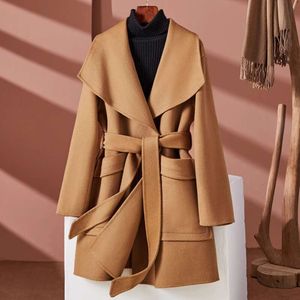 Trench da donna Cappotto in cashmere double face di fascia alta color cammello per donna Lunghezza media Statura piccola Risvolto largo 2023 Nuovo autunno e inverno in lana