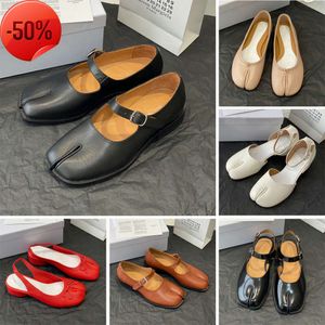 Tabi Ballerina Shoe Women Designer Sandal Half Casual Shoes Ballef Cloy Cheel Slip on Boot Lambskin Calf Size4