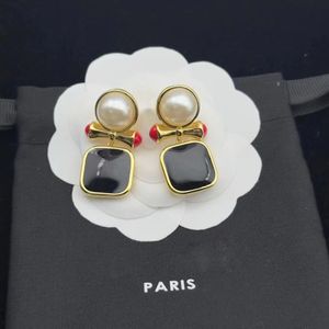 Marca de luxo geometria designer charme brincos studs para mulheres retro vintage 18k ouro amor nó bowknot brinco brincos anéis de orelha jóias