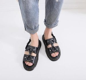 S Sandalen Rome Gürtelschnalle Feste Farben Sommer Frauen Schuhe flache niedrige Absatz Offene Zehen flache Pumpen lässig große Chaussures Femme Sandalenschuh Pumpe Caual Chauure