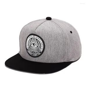 Boll Caps 2023 Fashion Round Label Triangle Eye Illuminati Snapback Hats Kvinnor Justerbar baseballmössa Män snapbacks hiphophatt