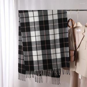 Halsdukar 2023 Designer Pashmina Tassel Plaid Fashion Cashmere Scarf For Women Solid Warm Shawl Wrap Lady Bandana Foulard