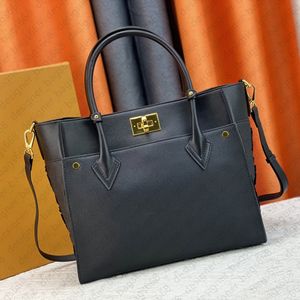 5A Luxury Women Handväskor Designer Totväskorna Högkvalitativa Kopplingspåsar äkta läder Tote Handväska stor kapacitet axelväska minimalistiska crossbody väska