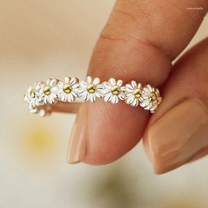 Cluster Ringen Vintage Daisy Flower Voor Vrouwen Koreaanse Stijl Verstelbare Opening Vinger Ring Bruid Bruiloft Engagement Statement Sieraden Cadeau