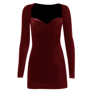 Casual Dresses Douhoow Women's Velvet Mini Dress Sexy Solid Color Bodycon Party Long Sleeve Low Cut Sweetheart Neck Short