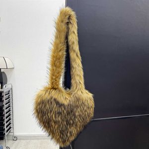 Ny Crossbody Love Bag Imitation Raccoon Dog Fur Grass Plush Large Capacity Shell Bag Personlighet 231024