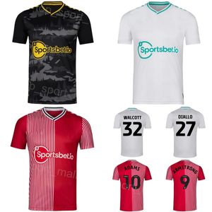 Kulüp Takımı 2023 2024 Futbol 9 Adam Armstrong Jersey FC 10 Che Adams 7 Joe Aribo 22 Carlos Alcaraz 3 Ryan Manning 17 Stuart Armstrong Futbol Gömlek Kitleri Nananpudun