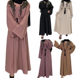 Ubranie etniczne Muzułmańskie na Bliskim Wschodzie Długie Abayas dla kobiet hafty cekiny arabskie sukienka islamska Ramadan Kaftan Turkish Dubai Jilbab szat