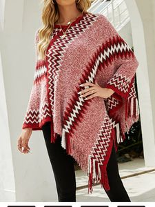 Kadın Cape Şalları Sonbahar Kış Kışları Kadın Sweaters Poncho Örgü Pelerinler Ploak Sweater v yaka düzensiz etek püsküllüler Ceket Çizgili örme kazak 231023