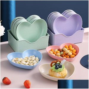 Diskplattor 5st Creative Love Heart Spit Bone Dish Hushåll Matkvalitet Plast Rund Square Set matbord Garbagplatta Dro Dhd9J