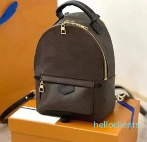 حقيبة حقيبة ظهر جديدة عالية الجودة للوصول إلى حقائب الظهر الجلدية لويزيري نساء Viutoney Mono Designer Backpacks حقائب الأزياء