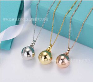 t Family's New Ball Necklace with True Gold Plated Cnc Steel Seal for WomenStar