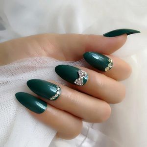 Falsche Nägel 24 Teile/satz Gefälschte Silber Glitter Drücken Auf Täglich Tragen Red Lady Stiletto Spitze Nail art Tipps