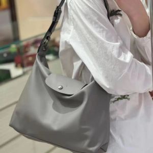 2023 New Women's Leather Shoulder Bag Casual Hobo Underarm Bags Handväska Lyxig designmärke Purses Fashion Large Capacity Postman Cheap Totes Bag 2508