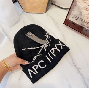 Designer Beanie Man Hat Arc Cap Woolen Winter Rabbit Hair White Grey Black Pink Red Thicked Classic 665ESS