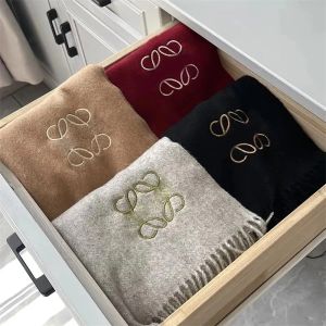 New Beautiful Stylish and Cozy Wool Scarf Popular Elegance Lowe Same Style Warm Scarves Fashion Winter with Tassel Vintage Shawl