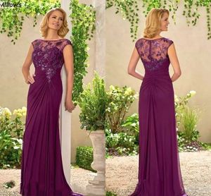 Stylish Grape Mother Of The Bride Dresses Cap Sleeves Elegant Lace Appliqued Pleated Women Special Occasion Evening Gowns Floor Length Wedding Guest Dress CL2812