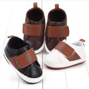 Luxury Newborn Baby Shoe Fashion Prewalker Shoes Leather Boys Girls Casual Sneakers Anti Slip Designer kids Shoe Toddler infant First Walkers