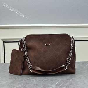 Luksusowy projektant klasyczny Diamond Lattice Vinatge Airport xxl Maxi Torby zamsz Nubuck wcierany srebrny metalowy sprzęt Matelasse łańcuch crossbody 47x20x13cm