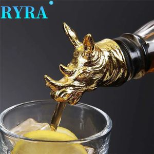 Bar Tools Creative Wine Pourers Inclegering Deer Elk Lion Bull Head Mouth Stopper Vodka Beer Beverage Pourer Liquor Decanter 231023