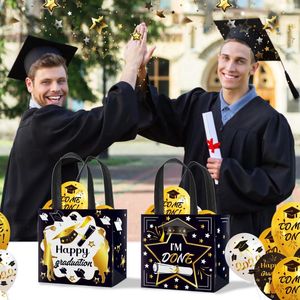 Geschenkpapier WFF002 4 Stück Schwarz Happy Graduation Congrats Grad Cheers Party Tragbare Verpackung Vliesbeutel Geburtstag S