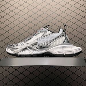 Scarpe da ginnastica spesse da donna Parigi Scarpe da ginnastica Balencaga Triple 3XL Indossate Durevoli Suola rialzata da uomo Pista Casual Sport Indossate 3XL Scarpe effetto K698