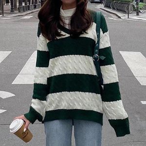 Kvinnors tröjor Vintage Green Stripe Twist V-hals Knitwear Sweater Women Autumn Winter Long Sleeve Pullovers British College Jumper 2023