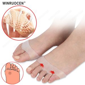 Skodelar Tillbehör Silikon Metatarsal Prevention Toe Separator Pads Ortics Foot Massage Insoles Forfoot Socks Pain Relief Care Tool 231025