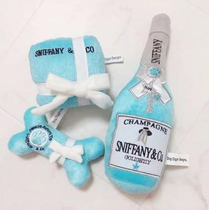 Luxury Dog Toys Chewy Dog Chew Toy INS Champagne Dog Fashion Designer Squeak Toy Unique Squeak Plush Passion for Pet Supplies 22046521304