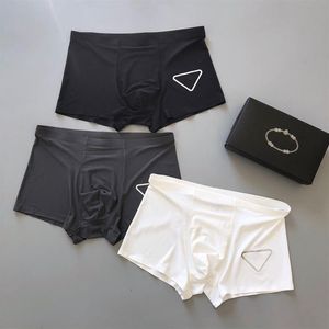 2021 Designer Uputants Womens Boxer Briefs Mens Underpant%100 Pamuk Nefes Alabilir 3 Parçası Kutu Seksi Konforlu Sevimli Çift B2413