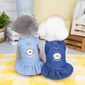 犬のアパレルカウボーイブルードレスドレスかわいい刺繍クマのペットサンドレスデニムとプルリング漫画の服