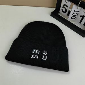 Gorro masculino para novo designer de malha e feminino no inverno de alta qualidade sem aba mictório clássico impresso carta chapéu de lã disponível gorro wter ural prted