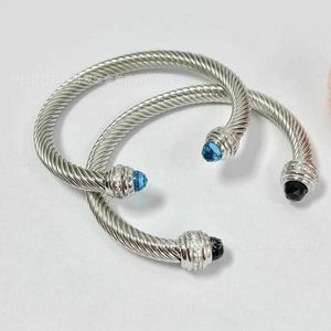 DY Bracelet Designer الكلاسيكية مجوهرات الأزياء سحر المجوهرات سوار المرأة DY AAA شعبية منسوجة ملتوية الخيط المفتوح هدايا عيد الميلاد إكسسوارات المجوهرات