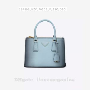 Worki mody damskie torby na ramię galeria saffiano skórzana torebka crossbody gradient jasnoniebieski przedmiot nr: 1BA896_NZV