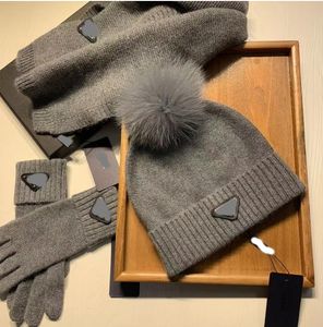 2023 Caps Ski Schals Maske Handschuhe Unisex Winter Outdoor Fashion Sets MF1