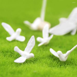 Decorative Flowers 10 Pcs House Little White Pigeon Model Work Desk Accessories Garden Resin Simulation Desktop Ornament