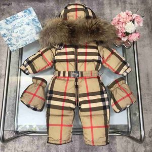 ブランドの新生児の赤ちゃんダウンジャンプスーツチェッカープリントキッズ冬の服のサイズ75-110男の子と女の子のオーバーコート暖かい手袋
