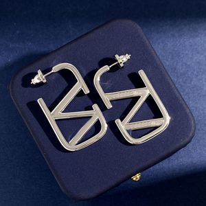 Projektantek Carring Letter v Logo Stud Luksusowe Earing Women Hoop Biżuteria Vllogo Pearl Kolczyki Woman 47i98