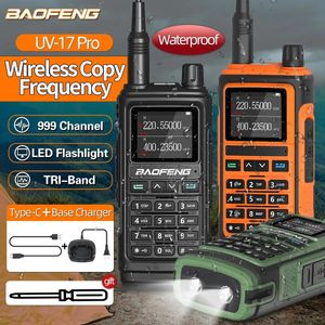 Walkie Talkie Baofeng UV 17 Pro Frequenza di copia wireless Walkie Talkie 16 KM Torcia impermeabile a lungo raggio Caricatore di tipo C Radioamatore UV 5R 231024