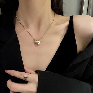 Pendant Necklaces INS Simple Love Necklace For Women Gold Color Glossy Heart Shape Clavicle Chain Fashion Party Jewelry Trend Accessories