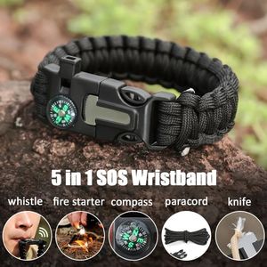 Bergsklättringar Campons Survival Paracord Armband med Compass Whistle Scraper Outdoor Tactical Emergency Gear Kit Travel Camping Rope Bangles 5in1 231024