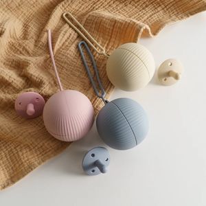 Pacifier Holders Clips＃Baby Holder BPA無料ソフトシリコン乳児ポータブル給餌SoOther Container Box Nipple Storage Teat Attachment 231025