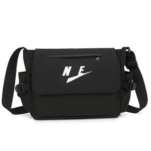 N Brand Messenger Bags Sportbekleidung Umhängetasche Mann Sporttasche Casual Style Unisex Street Style Tasche ChaoN5245